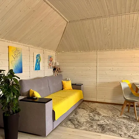 Apartamento три-о з видом на гори, максимум для 4 гостей, 15 хв від центру