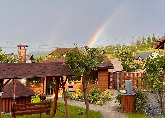 три-о, будинок 120 кв для 1-6 гостей & 45 кв для 1-4 гостей, генератор, окремі входи, вид на гори, 15 хв до центру Apartment *