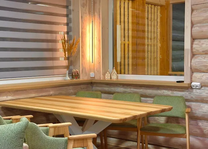 три-о, будинок 120 кв для 1-6 гостей & 45 кв для 1-4 гостей, генератор, окремі входи, вид на гори, 15 хв до центру *